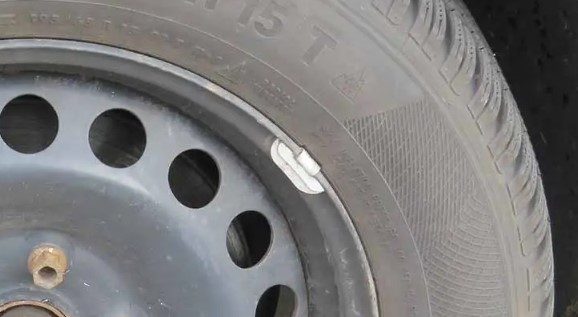 Uneven Tire Treads